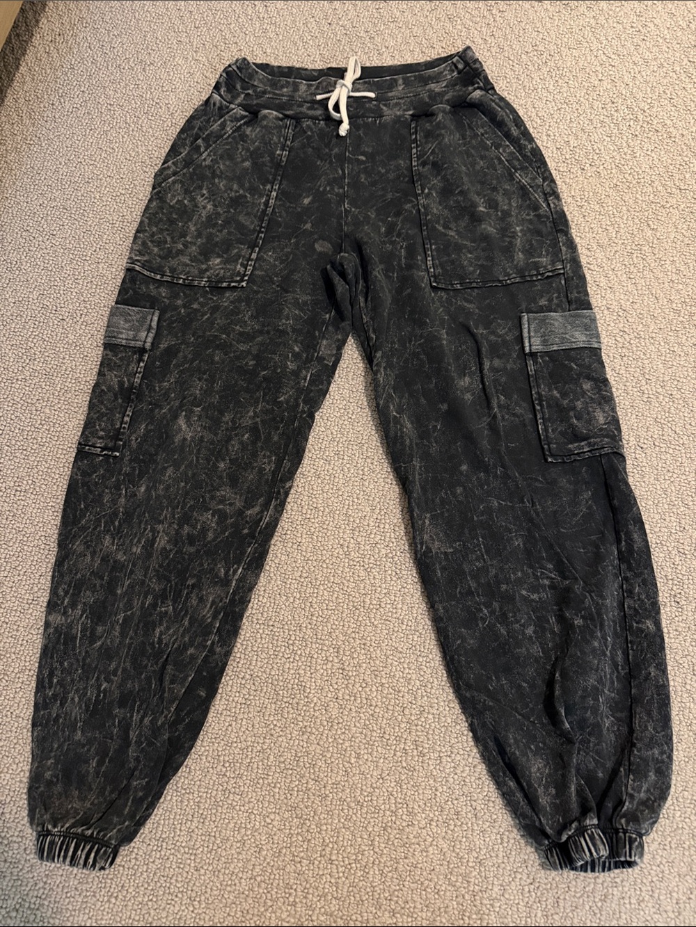 Women’s  Black Mineral-Wash Cargo Jogger Pants